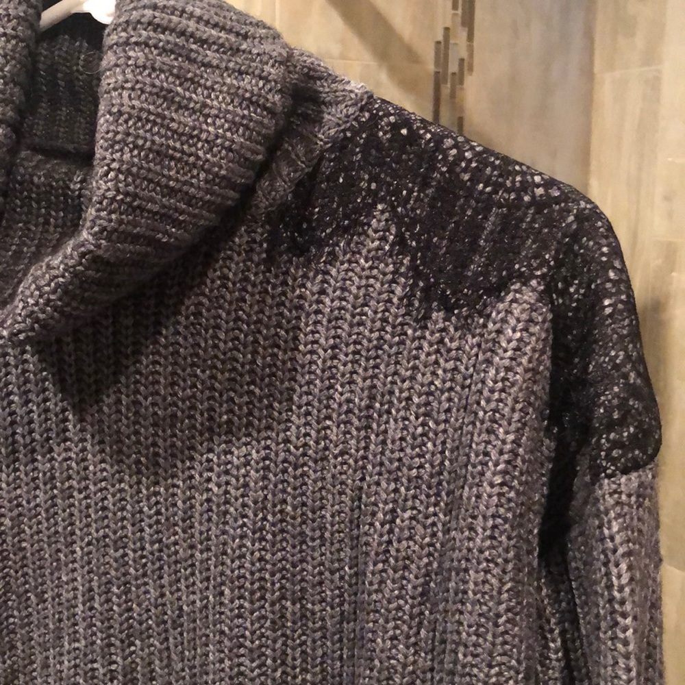 Loft Sweater - Picture 2 of 4